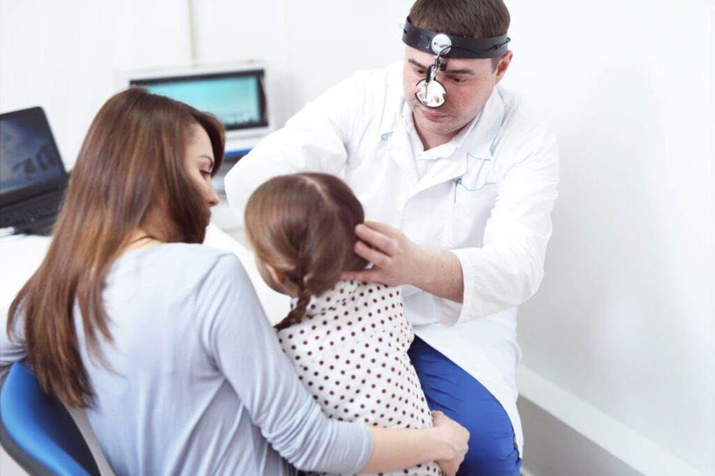 Детский врач ухо-горло-нос